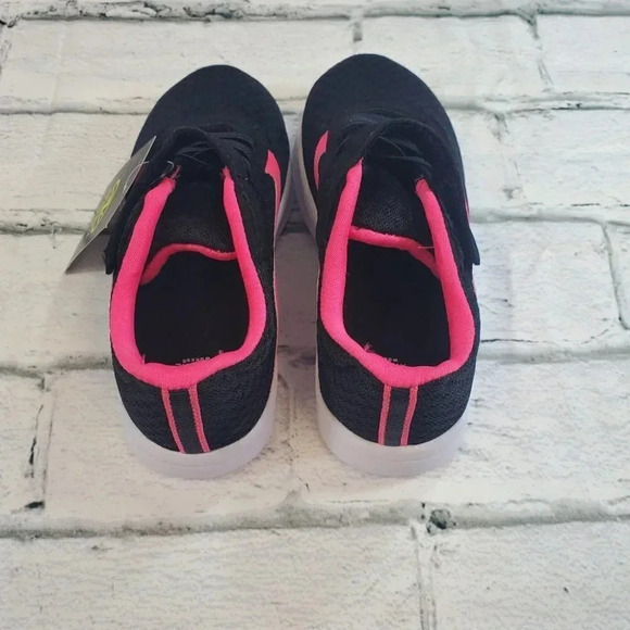 Toddler Black with Neon Pink Shoes - Picture 6 of 7
